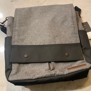 Petunia Pickle Bottom Diaper Bag (brand new)